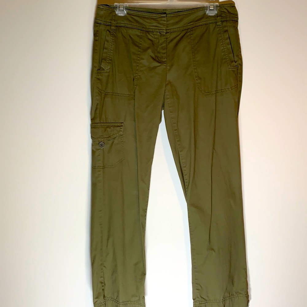 New York & Company Chino Capri Pants Moss Green